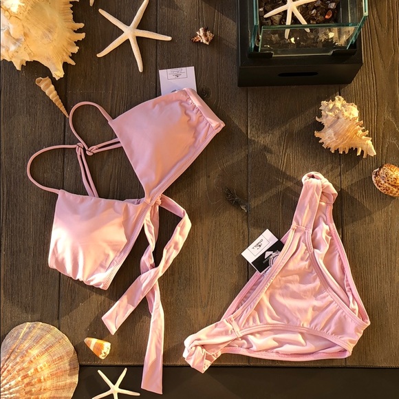 🌴🌼O’Neill- SALT WATER SOLID BIKINI SET🌼🌴 - Picture 4 of 8